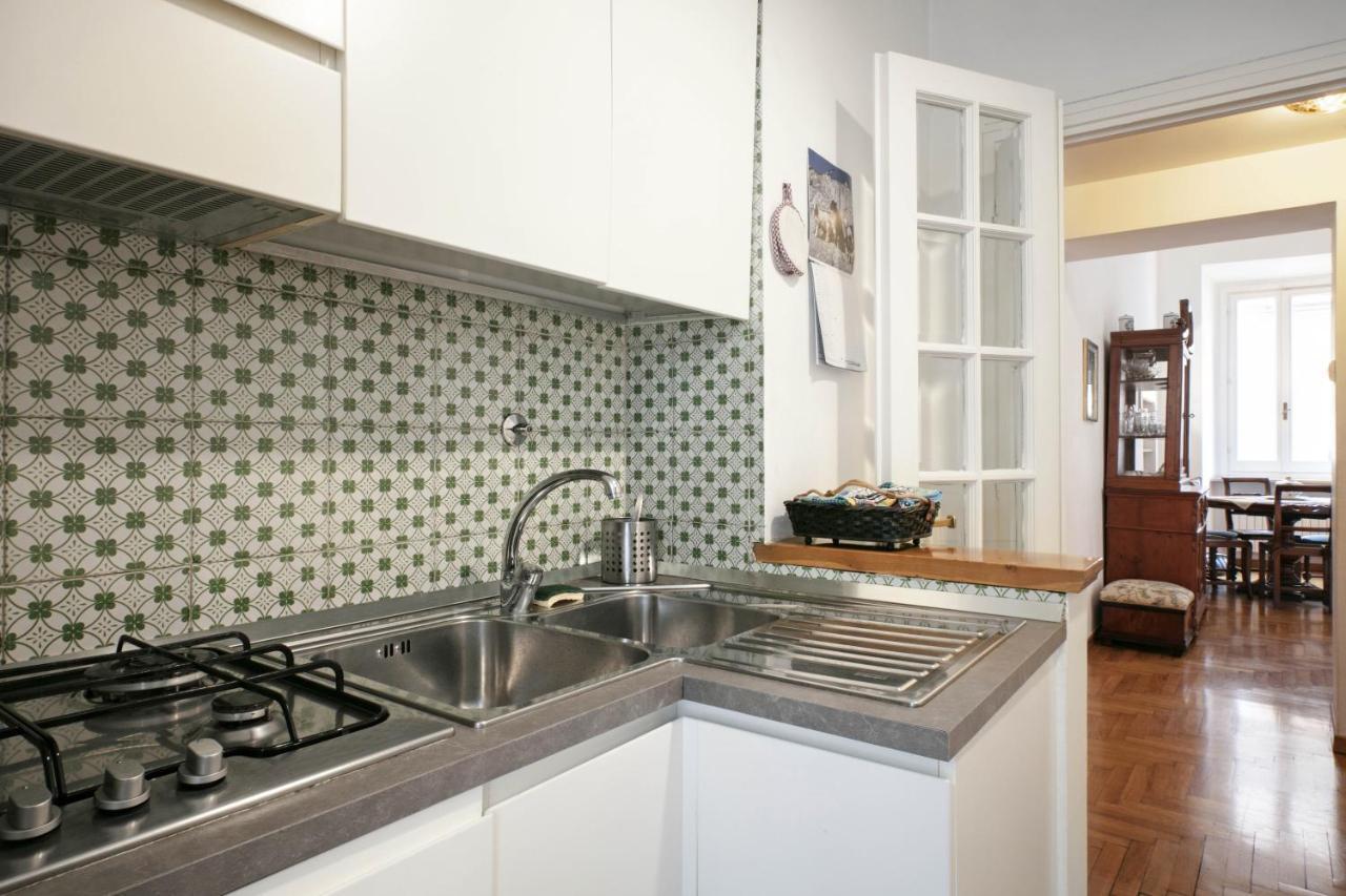 Trevi Fountain Apartment Rome Exterior photo